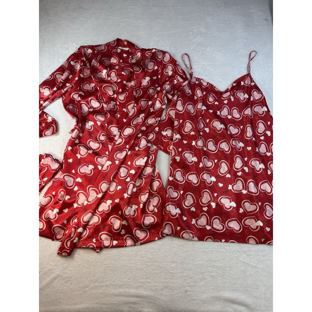 Morgan Taylor Intimates Nightgown & Robe Hearts 100% Polyester Sexy Satiny